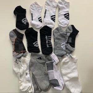 13 pairs of low socks